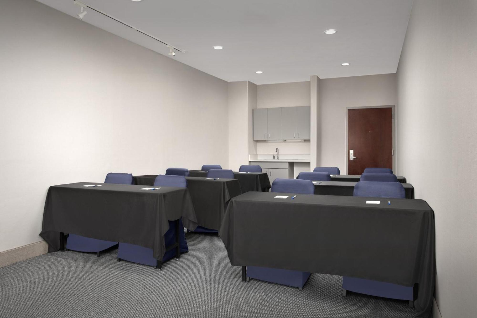 Holiday Inn Express & Suites By Ihg Chambersburg By Ihg Екстер'єр фото