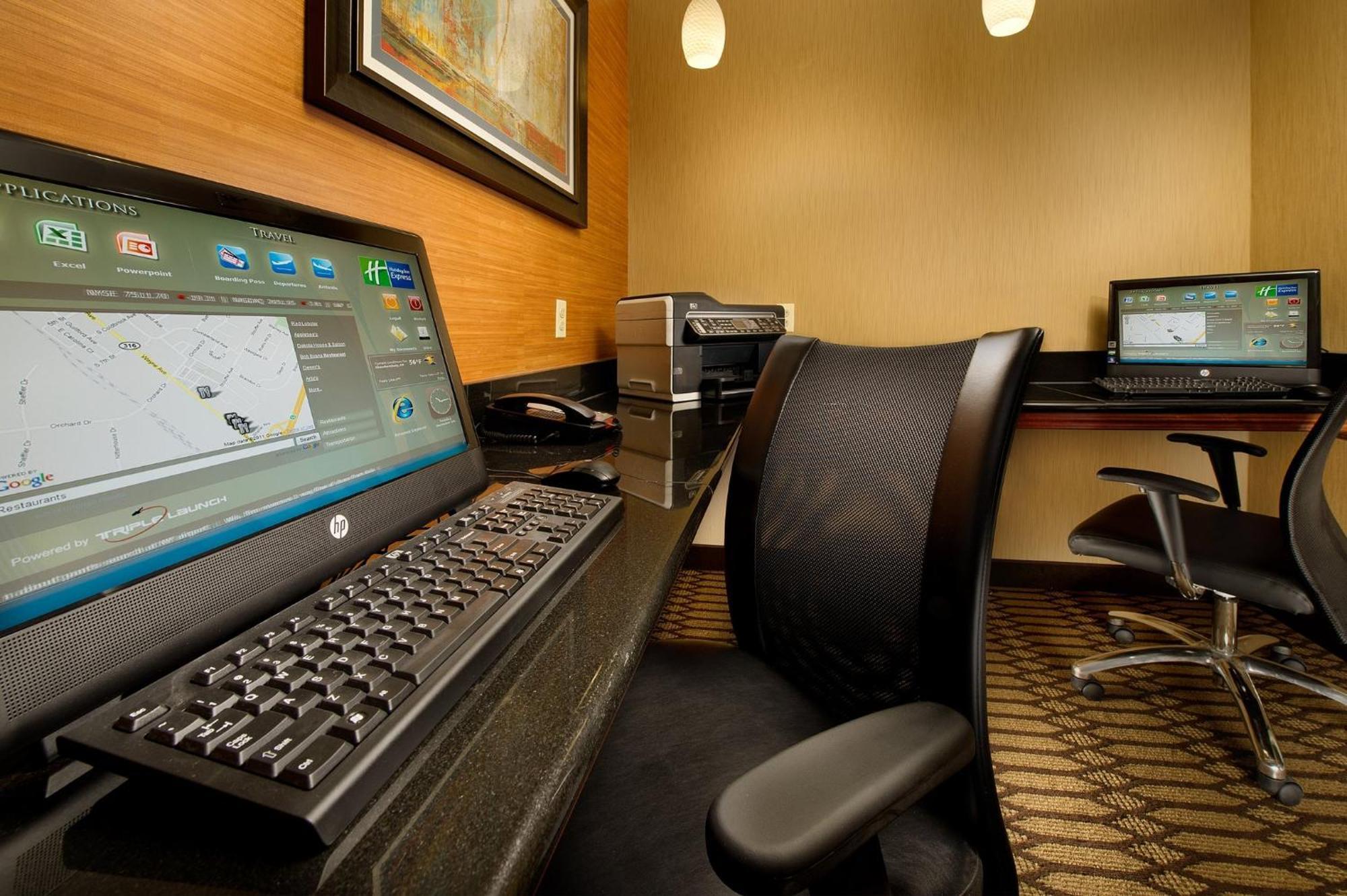 Holiday Inn Express & Suites By Ihg Chambersburg By Ihg Екстер'єр фото