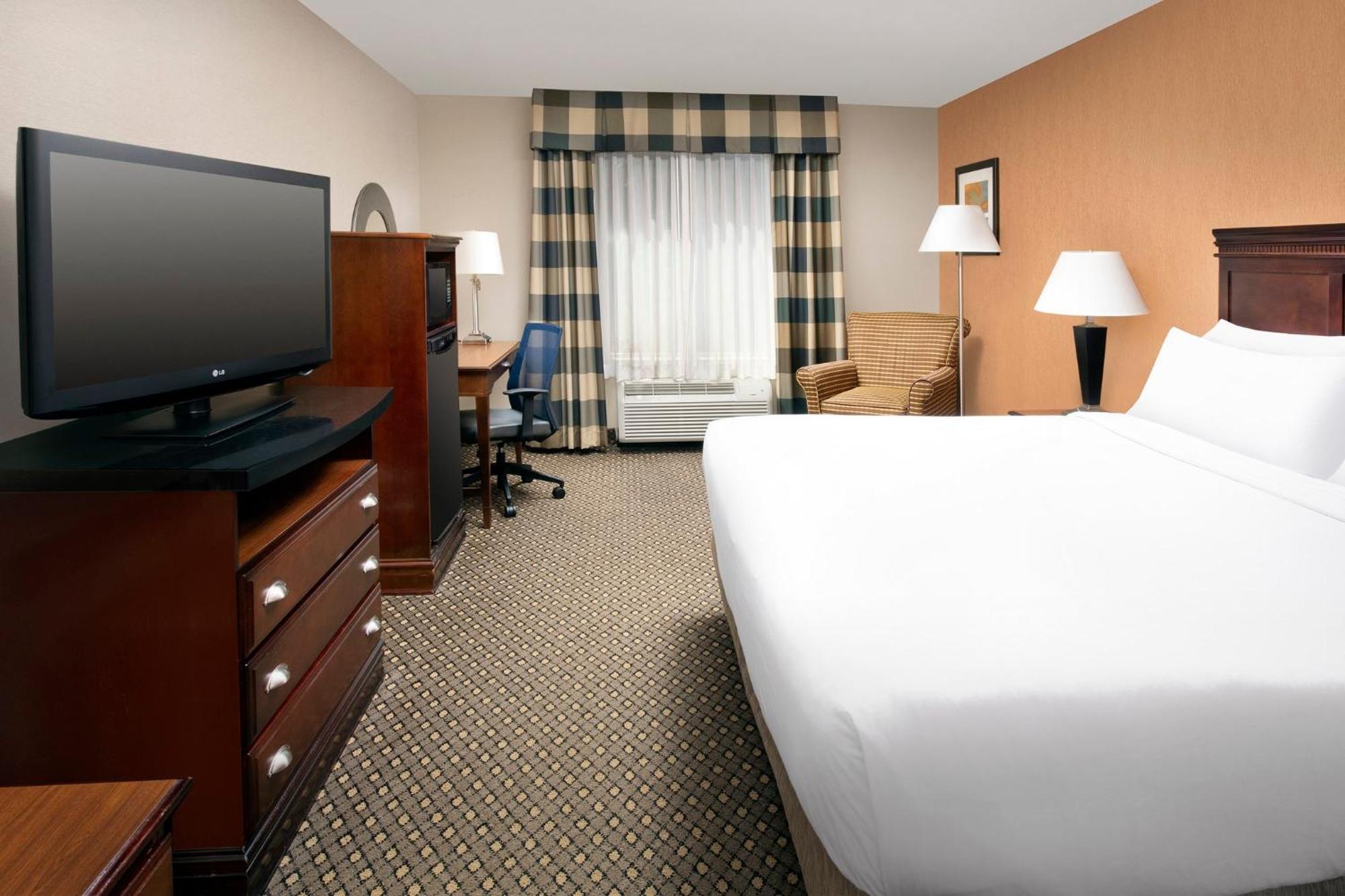 Holiday Inn Express & Suites By Ihg Chambersburg By Ihg Екстер'єр фото